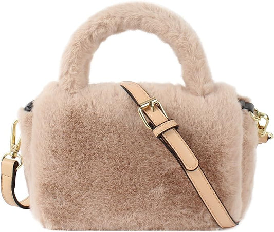 fluffy shoulder bag 